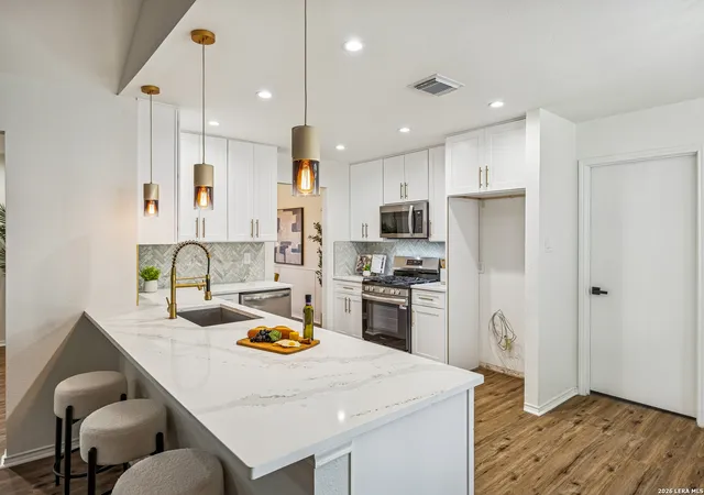 Photo 3 of Sale Pending at 1430 Synandra, San Antonio, TX 78232 | MLS# 1926961 | Listing updated on 2026-04-02