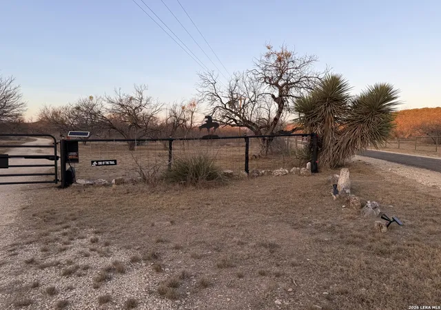 1st image of 1559 County Road 414, Uvalde, TX 78801 | MLS# 1926981