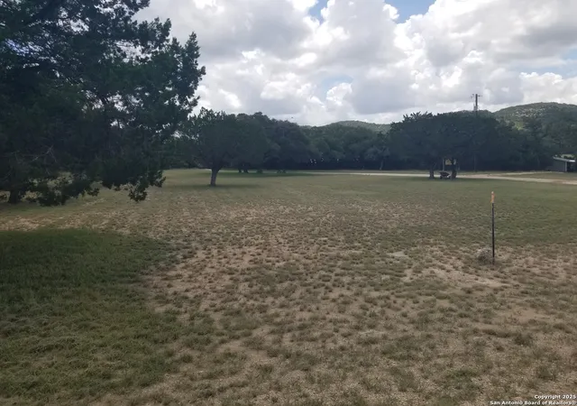 4th image of 177 Laurel Ridge, Pipe Creek, TX 78063 | MLS# 1926990