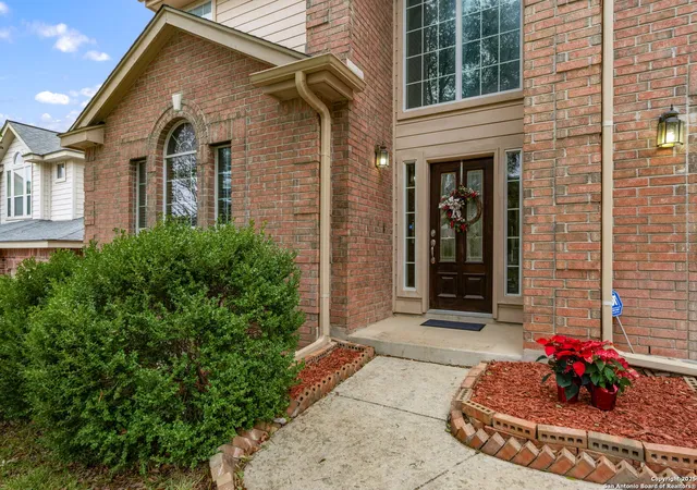 4th image of 22711 San Saba Blf, San Antonio, TX 78258 | MLS# 1927014