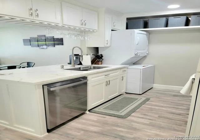 5th image of 13151 Walden, Montgomery, TX 77356