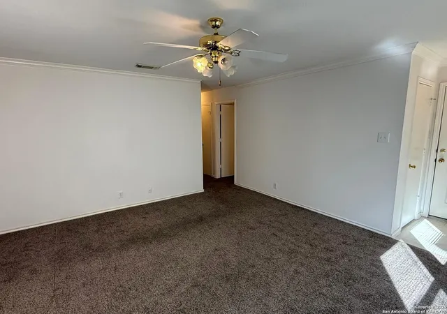 Photo 4 of Sale Pending at 15411 Spring Coral, San Antonio, TX 78247 | MLS# 1927040 | Listing updated on 2025-12-29