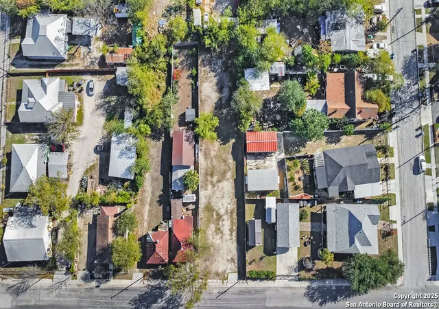 Photo 2 of Land for sale at 818 S Mesquite St, San Antonio, TX 78203 | MLS# 1927051 | Listing updated on 2026-01-08
