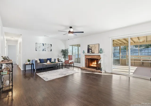 Photo 4 of Sale Pending at 12004 Prairie Oak, San Antonio, TX 78233 | MLS# 1927195 | Listing updated on 2025-12-29