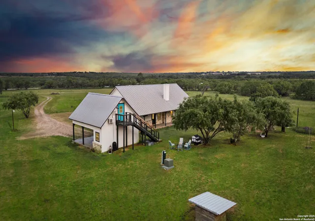 5th image of 4355 N State Hwy 16, Jourdanton, TX 78026 | MLS# 1927222