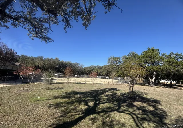 5th image of 227 Branch Oak Way, Shavano Park, TX 78230 | MLS# 1927233