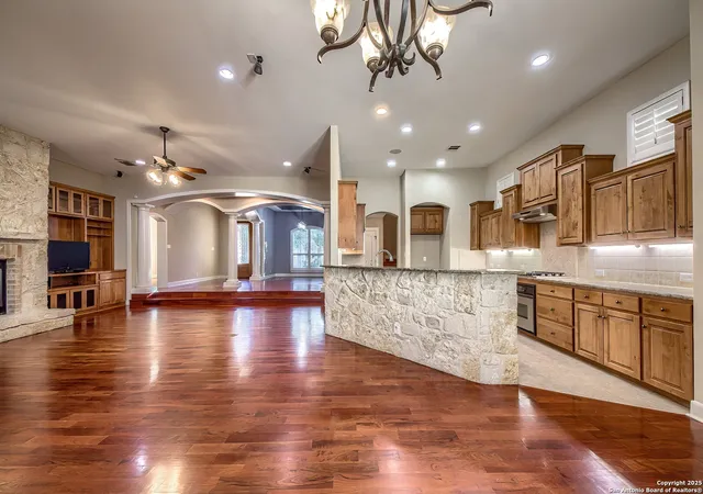 Photo 4 of Sale Pending at 56 S Inwood Hts, San Antonio, TX 78248 | MLS# 1927245 | Listing updated on 2026-02-18