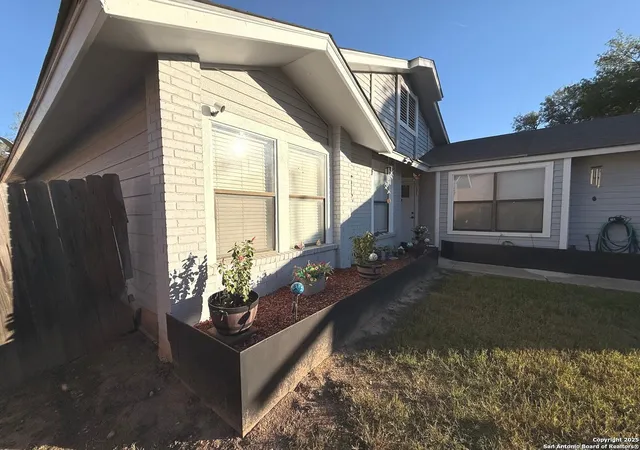 4th image of 258 Burlington Dr, San Antonio, TX 78245 | MLS# 1927258