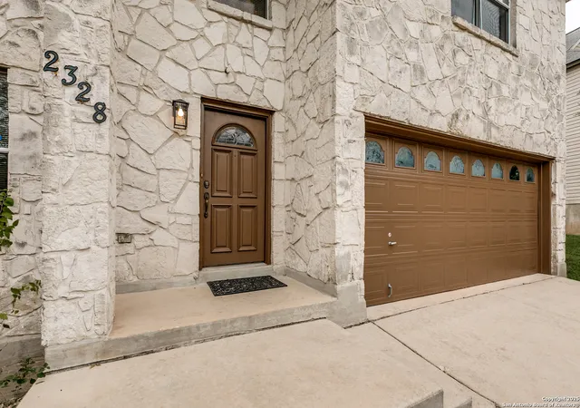 Photo 3 of Sale Pending at 2328 Village Pkwy, San Antonio, TX 78251 | MLS# 1927288 | Listing updated on 2026-08-18