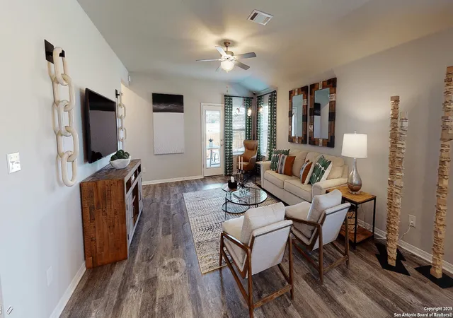 Photo 3 of Sale Pending at 6323 Comanche Coyote, San Antonio, TX 78233 | MLS# 1927354 | Listing updated on 2026-01-06