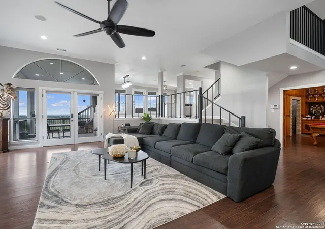 Photo 4 of Sale Pending at 6643 Wagner Way, San Antonio, TX 78256 | MLS# 1927374 | Listing updated on 2026-02-02