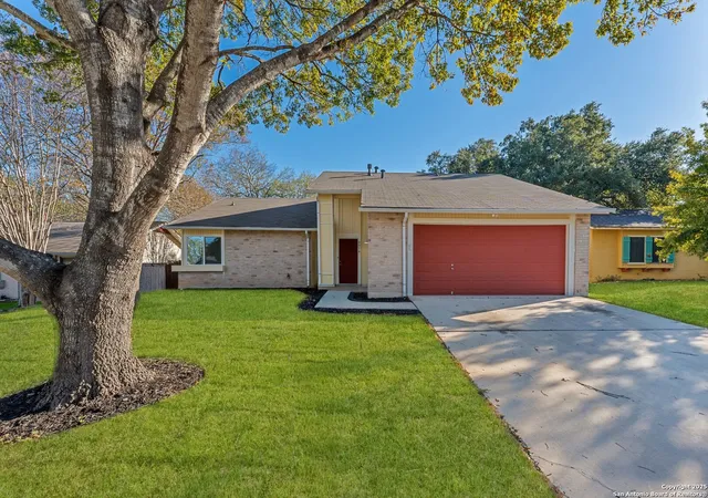 Photo 1 of Single family home for sale at 5914 Brambletree, San Antonio, TX 78247 | MLS# 1927408 | Listing updated on 2026-03-20