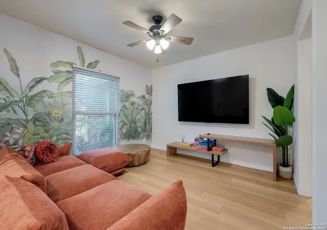 5th image of 1009 Victoria Crossing, San Antonio, TX 78245 | MLS# 1927454