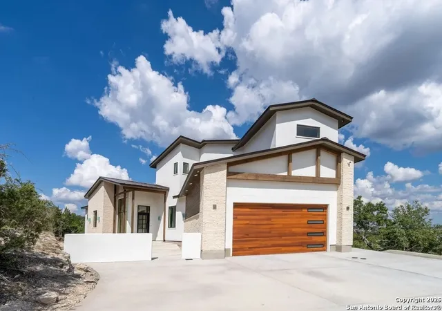 Photo 2 of Single family home for sale at 8703 Wales Reserve Lot 124, San Antonio, TX 78255 | MLS# 1927465 | Listing updated on 2026-07-17