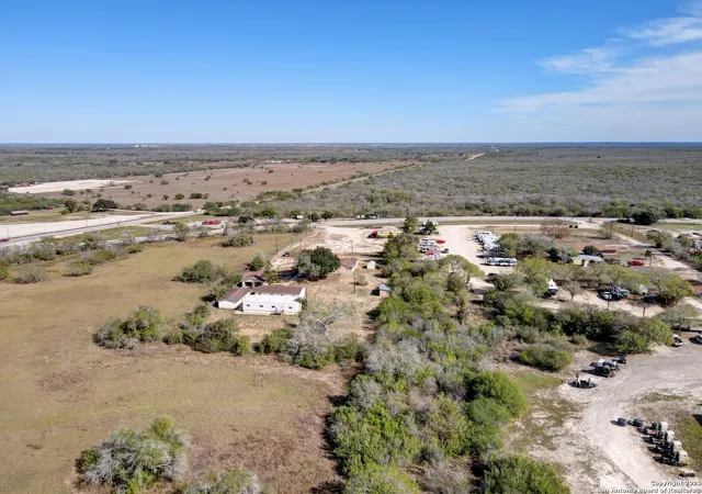 Listing Photo 2 - Condo for sale in building located at 298 Sh 239, Kenedy, TX 78119 - Unit #