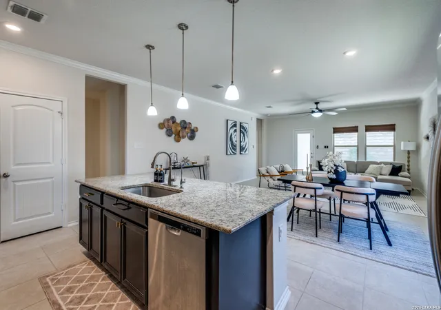 4th image of 12445 Vista Rim, San Antonio, TX 78233 | MLS# 1927484