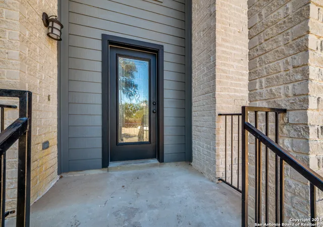 Photo 3 of Sale Pending at 8107 Braun Frst, San Antonio, TX 78250 | MLS# 1927485 | Listing updated on 2026-02-11
