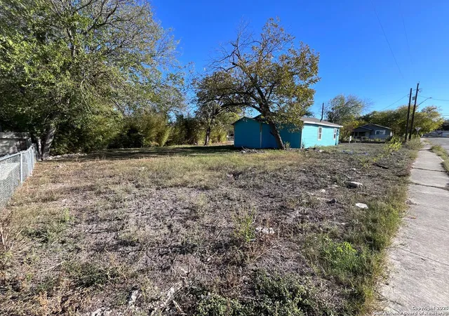3rd image of 139 Humboldt St, San Antonio, TX 78211 | MLS# 1927502