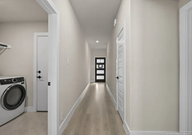 Photo 3 of Single family home for sale at 21215 Boulder Flats, San Antonio, TX 78266 | MLS# 1927503 | Listing updated on 2026-05-30