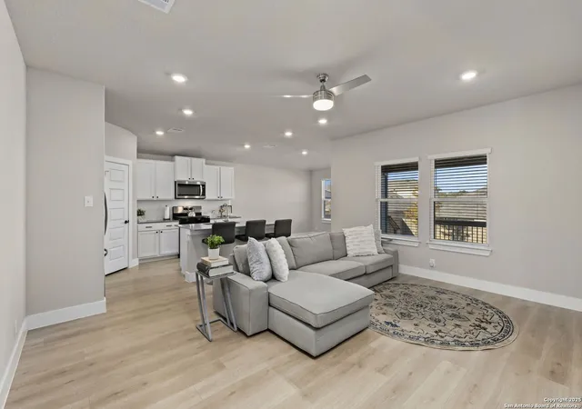 Photo 4 of Single family home for sale at 21215 Boulder Flats, San Antonio, TX 78266 | MLS# 1927503 | Listing updated on 2026-05-30