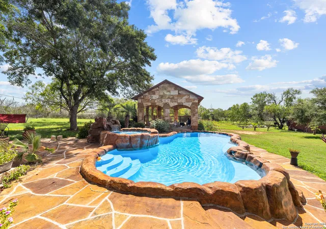 47th image of 424 Homecrest, La Vernia, TX 78121 | MLS# 1927512
