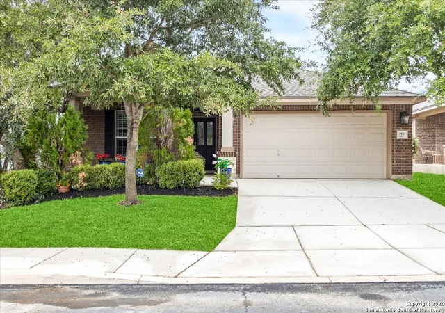 Photo 2 of Sale Pending at 2711 Trinity Glade, San Antonio, TX 78261 | MLS# 1927627 | Listing updated on 2026-01-27