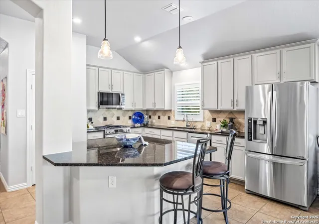 Photo 3 of Sale Pending at 2711 Trinity Glade, San Antonio, TX 78261 | MLS# 1927627 | Listing updated on 2026-01-27