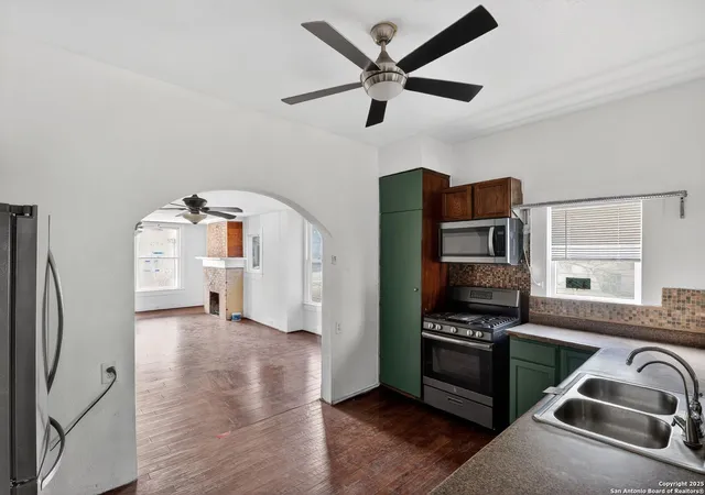 4th image of 325 Jennings, San Antonio, TX 78225 | MLS# 1927655