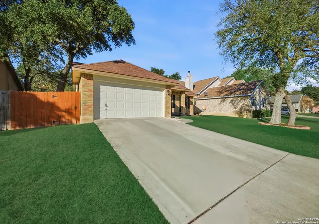 2nd image of 8911 Park Vista, San Antonio, TX 78250 | MLS# 1927705