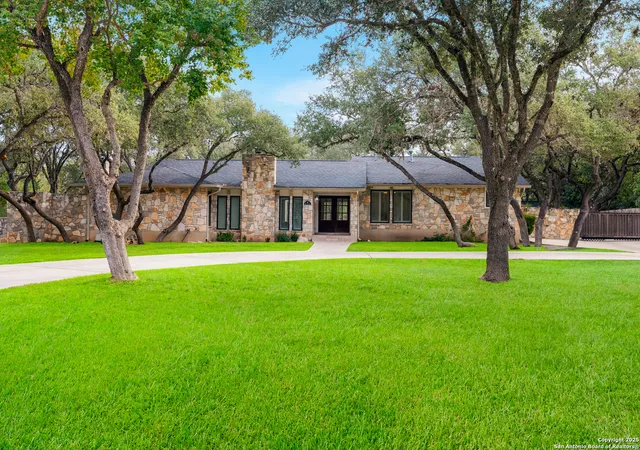3rd image of 90 Mossy Cup, Shavano Park, TX 78231 | MLS# 1927731