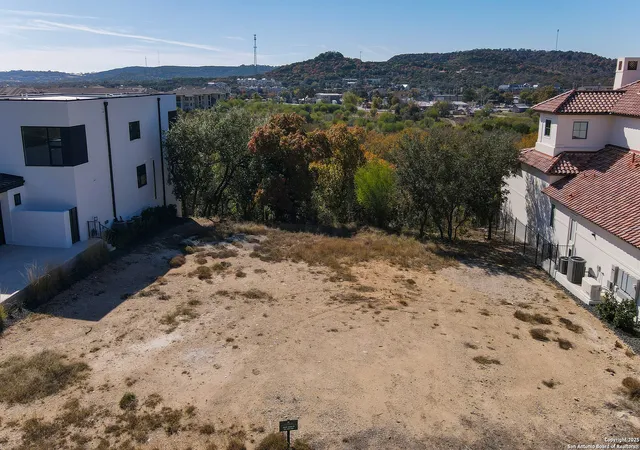 4th image of 24623 Cliff Line, San Antonio, TX 78257 | MLS# 1927739