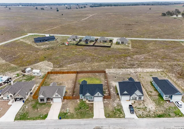 Photo 3 of Sale Pending at 164 Turnberry, La Vernia, TX 78121 | MLS# 1927800 | Listing updated on 2026-05-15