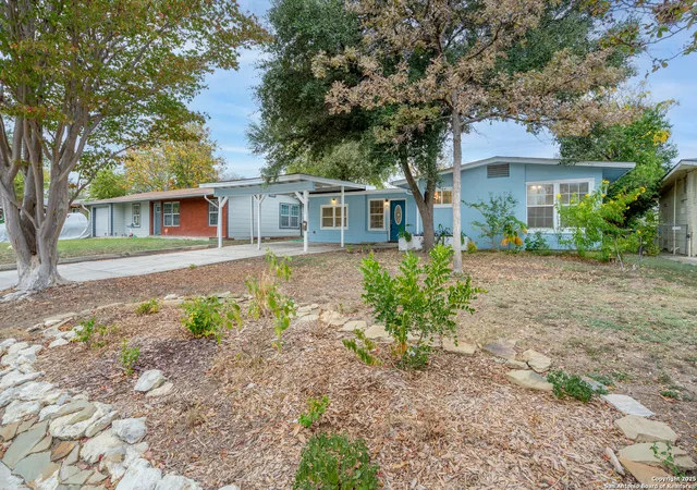 Homes for sale in San Antonio, TX | 239 Craigmont, San Antonio, TX 78213 | MLS# 1927999