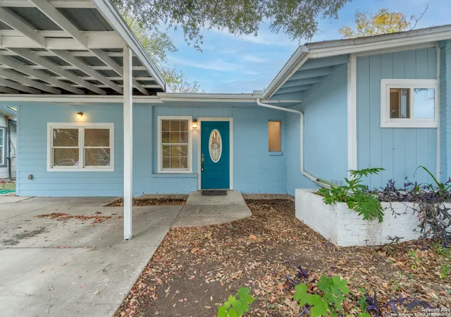 Homes for sale in San Antonio, TX | 239 Craigmont, San Antonio, TX 78213 | MLS# 1927999