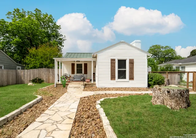 Photo 2 of Single family home for sale at 136 John Page, San Antonio, TX 78228 | MLS# 1928019 | Listing updated on 2025-12-22