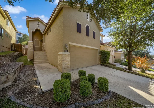 Photo 3 of Sale Pending at 3934 Woodbridge, San Antonio, TX 78257 | MLS# 1928068 | Listing updated on 2026-01-19