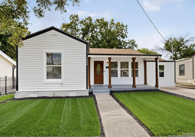 Photo 2 of Single family home for sale at 1334 W Theo Ave, San Antonio, TX 78225 | MLS# 1928090 | Listing updated on 2026-01-05
