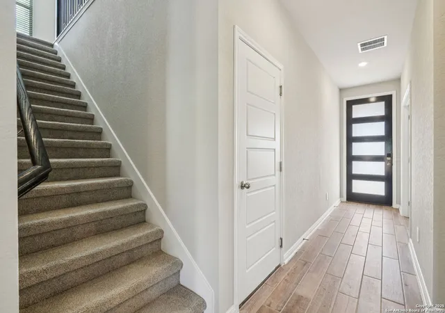 Photo 4 of Sale Pending at 10295 King Robert, San Antonio, TX 78239 | MLS# 1928097 | Listing updated on 2026-03-12