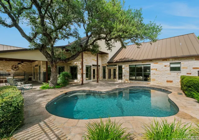 Photo 3 of Single family home for sale at 162 Riverwood, Boerne, TX 78006 | MLS# 1928124 | Listing updated on 2026-09-19