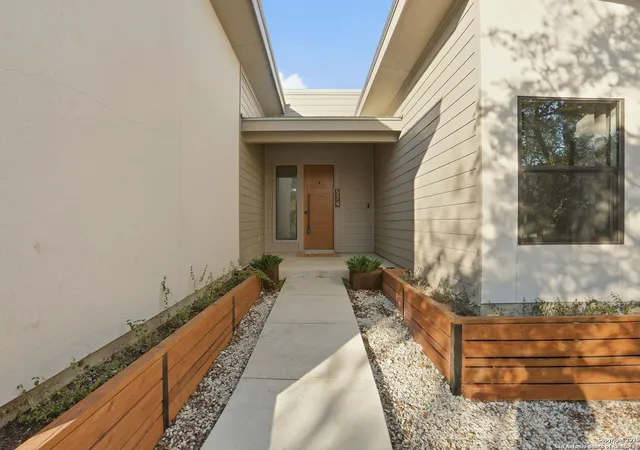 Photo 3 of Sale Pending at 574 Indian Scout, Spring Branch, TX 78070 | MLS# 1928141 | Listing updated on 2026-02-26