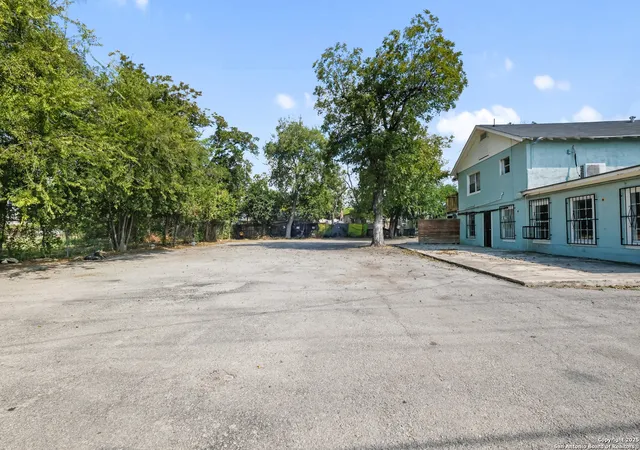 Homes for sale in San Antonio, TX | 3016 S Presa, San Antonio, TX 78210 | MLS# 1928186
