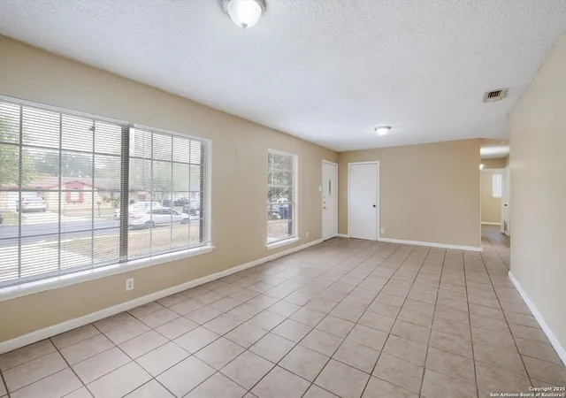 Photo 4 of Sale Pending at 4726 Casa Verde, San Antonio, TX 78233 | MLS# 1928208 | Listing updated on 2026-04-06