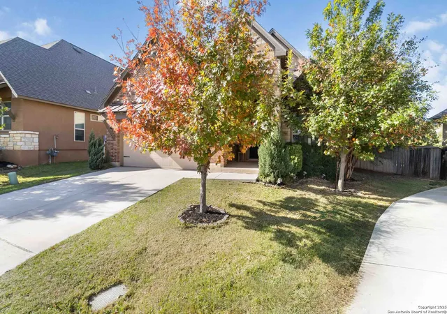 Photo 3 of Sale Pending at 16522 Glen Eve Path, San Antonio, TX 78232 | MLS# 1928218 | Listing updated on 2026-03-24