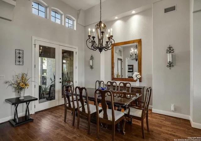 Photo 4 of Single family home for sale at 106 Hannah Ln, Boerne, TX 78006 | MLS# 1928272 | Listing updated on 2026-01-19