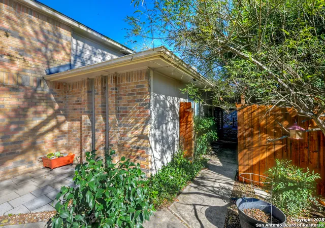 Photo 4 of Sale Pending at 15010 Spring Shower, San Antonio, TX 78247 | MLS# 1928285 | Listing updated on 2026-02-20