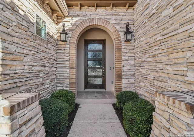 Photo 4 of Sale Pending at 22742 Estacado, San Antonio, TX 78261 | MLS# 1928330 | Listing updated on 2026-04-01