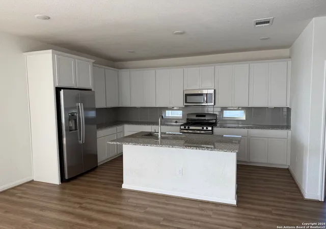Photo 3 of Single family home for sale at 9540 Griffith Run, Converse, TX 78109 | MLS# 1928346 | Listing updated on 2026-09-11