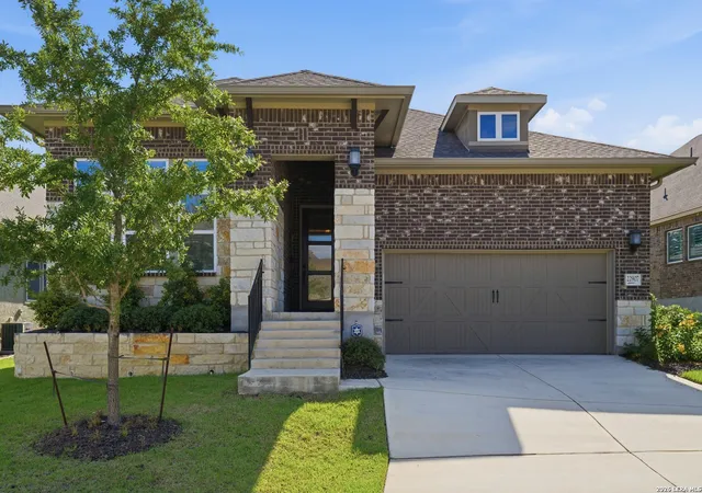 Photo 4 of Sale Pending at 22907 Grande Vista, San Antonio, TX 78261 | MLS# 1928375 | Listing updated on 2026-09-17