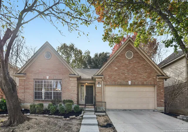 Photo 1 of Sale Pending at 10462 Trailway Oak, San Antonio, TX 78240 | MLS# 1928392 | Listing updated on 2026-01-20