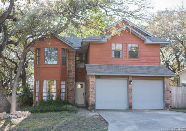 Photo 3 of Single family home for sale at 15611 Knollhollow, San Antonio, TX 78247 | MLS# 1928433 | Listing updated on 2025-12-18